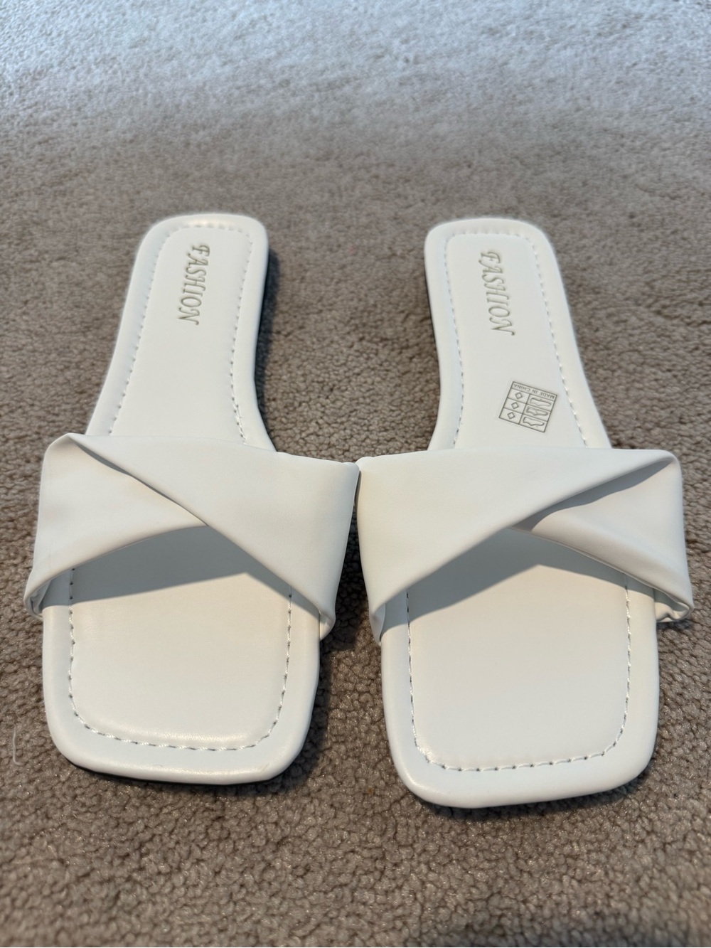 Amazon White Twisted Strap Slide Sandals for Women